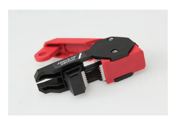 STOPOUT® 120/240 Single Pole Circuit Breaker Lockout